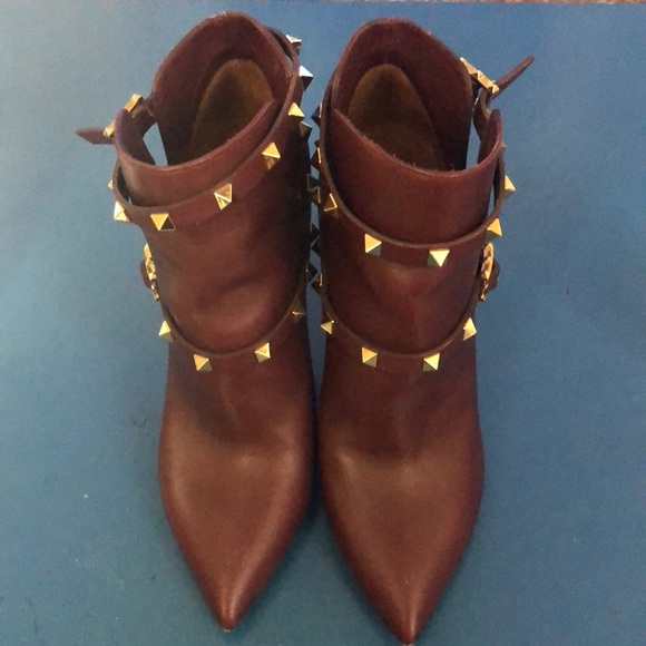 Valentino Garavani brown studded booties - Picture 3 of 9